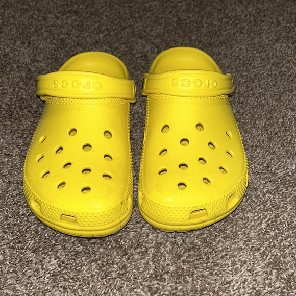 Yellow Crocs - Picture 3 of 3